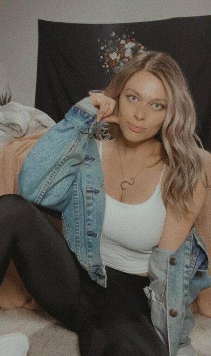 Sarah-Civilian-7.jpg
