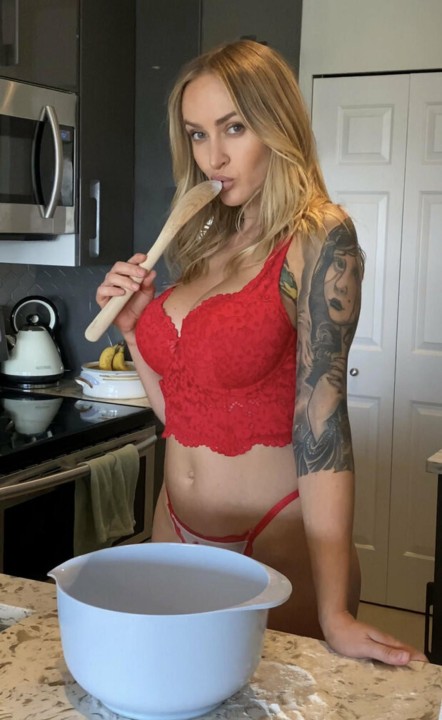 Alyssa-Barbara-100.jpg