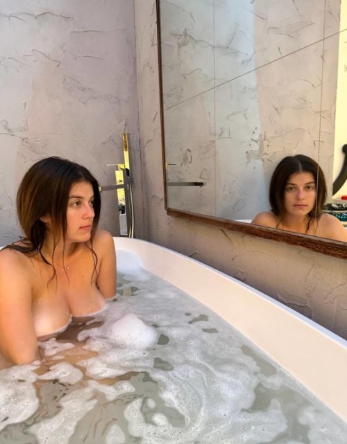 madygiofficial-70.jpg