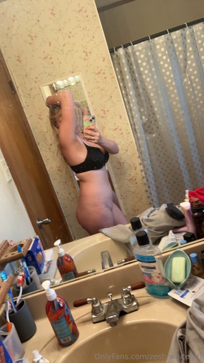 Zestywhitegirl-8.jpg