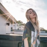 Alison-Wonderland_14