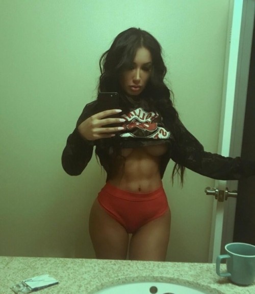 Amiamileyxxx-Nude_40.jpg