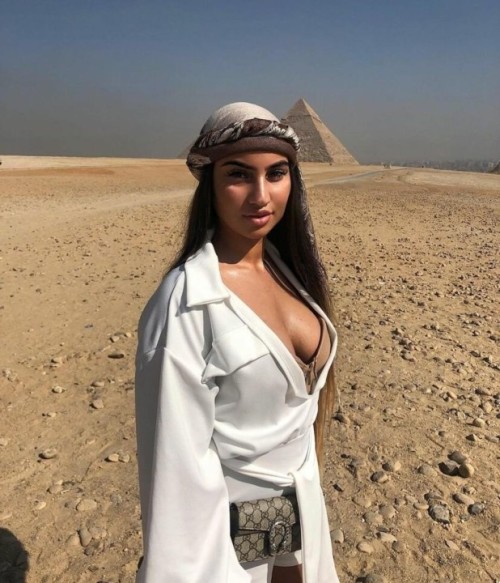 Andreea-andreeatee__17.jpg
