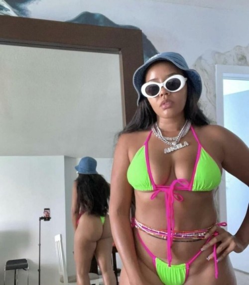 Angela-Simmons_1.jpg