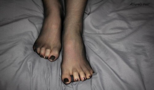 Athenasf33t-athenas_feet_10.jpg