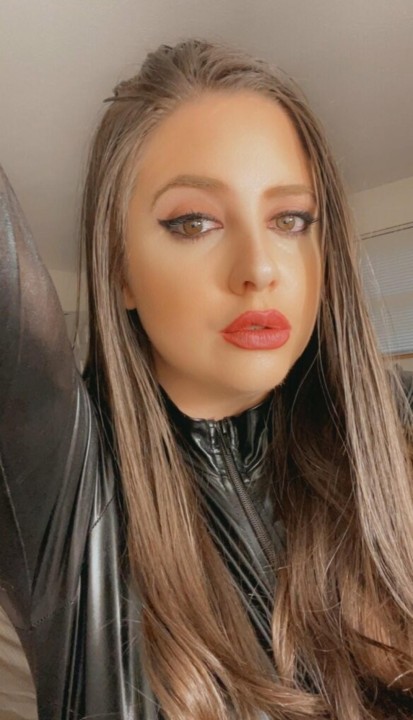 Ava_hadley-ava-hadley_32.jpg
