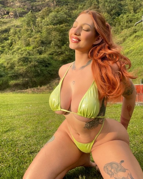 Devil-Khloe-21.jpg