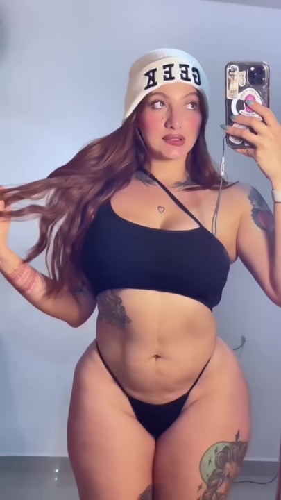 Devil-Khloe-14.jpg