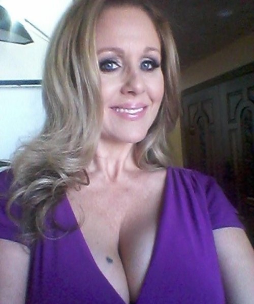 Julia-Ann-146.jpg