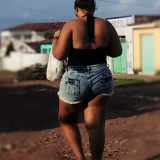 Gostosinha-gordinha--na-rua-2015-5